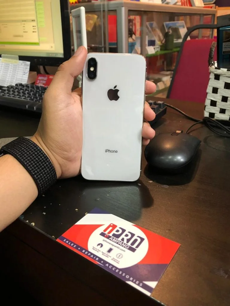 Repair iPhone 12 Pro Max Backglass Crack In KL - iPRO Ampang KL