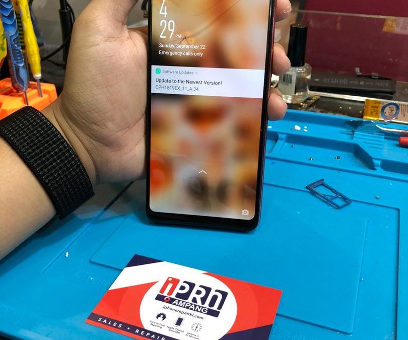 Oppo F7 Screen Replacement At iPro Ampang