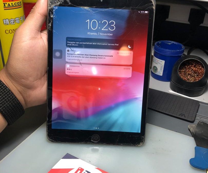 iPad Mini 2 LCD Replacement At iPro Ampang