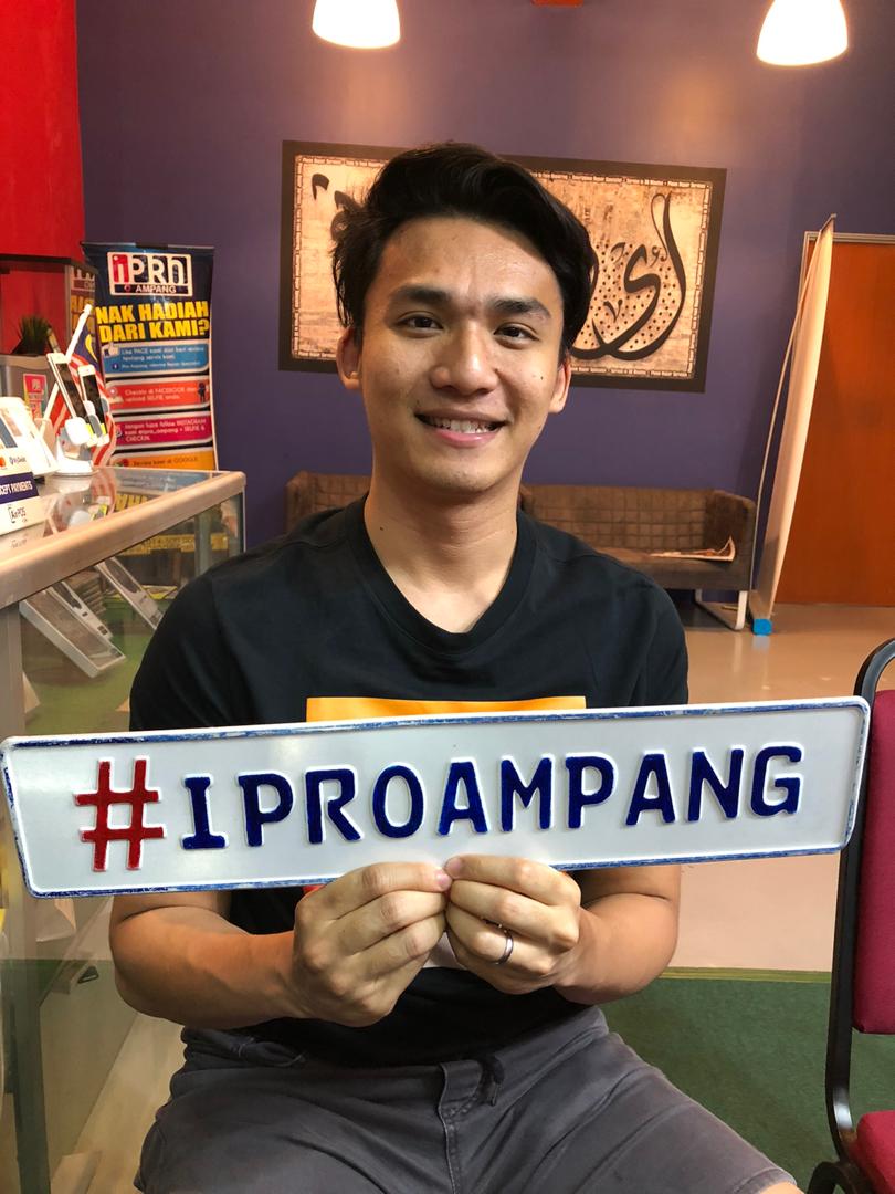 iPhone X Vertical Green Line On The Screen Repair At iPro Ampang