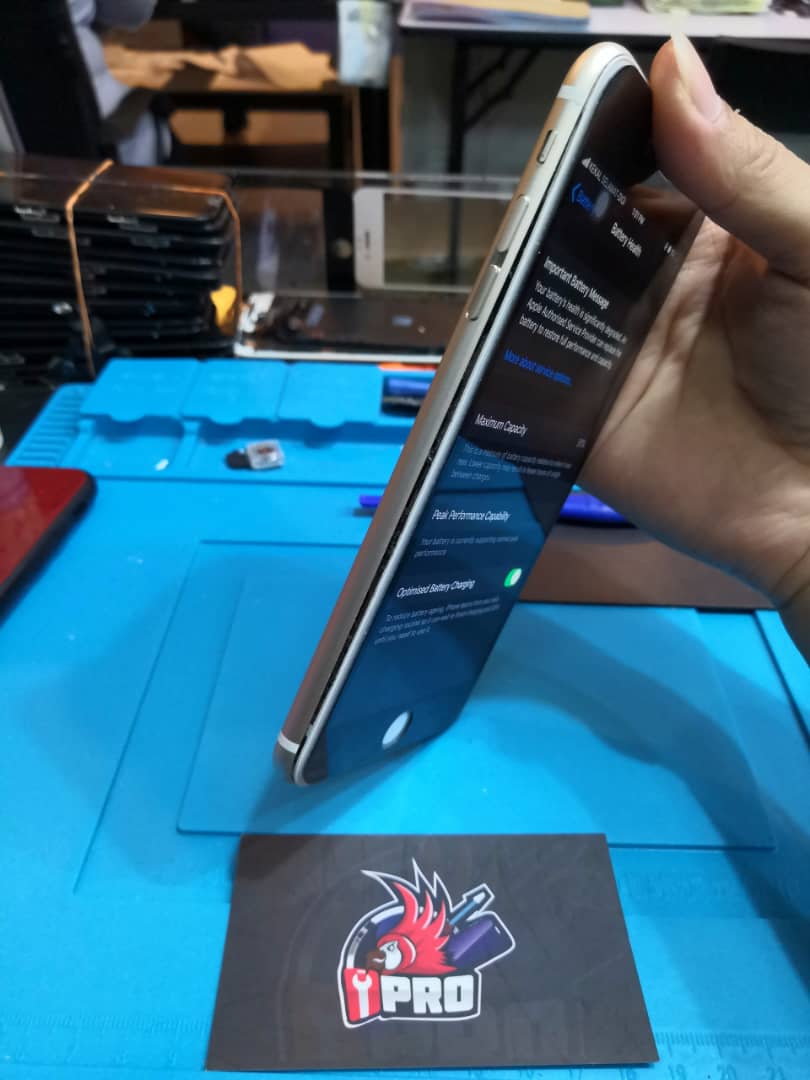 iPhone 6S Plus Battery Bloated Replacement at iPro KL