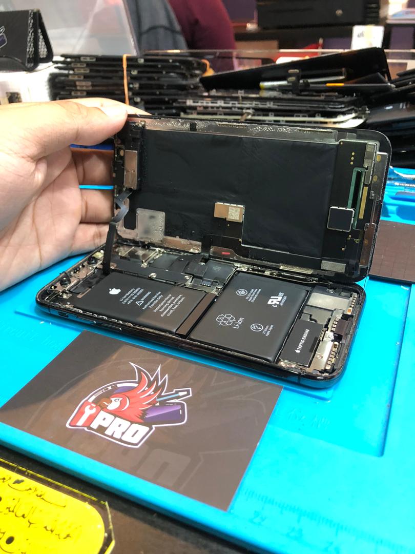 iPhone X Chemical Wash due to Water Damage at iPro KL