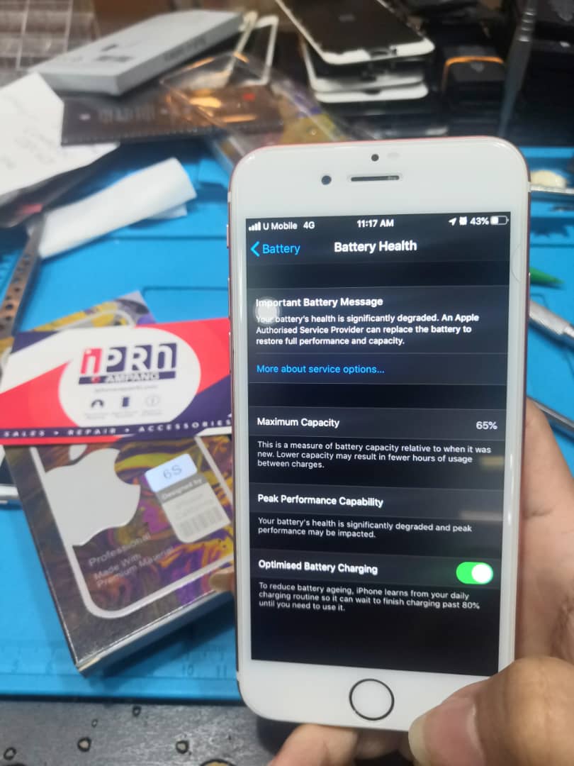 iPhone 7 Battery Replacement at iPro KL
