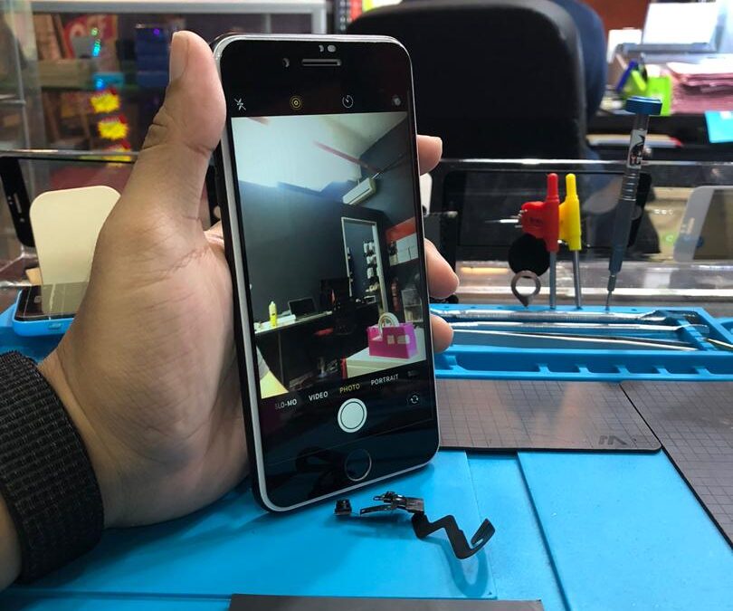 iPhone 8 Plus Front Camera Replacement at iPro KL