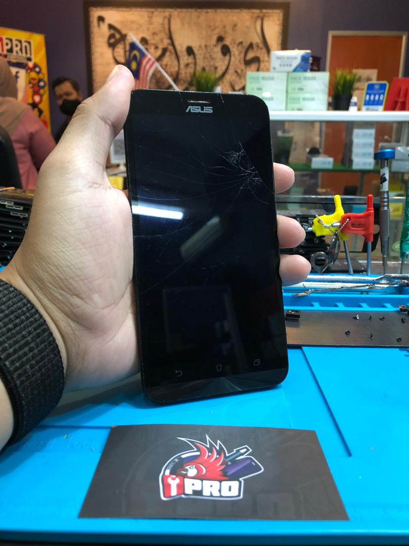 Asus Zenfone 2 LCD Replacement at iPro KL