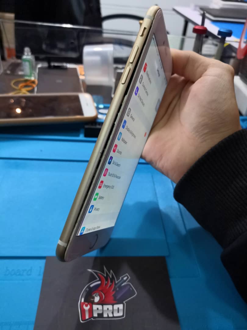 iPhone 6 Plus Battery Bloated due to Overcharging at iPro KL