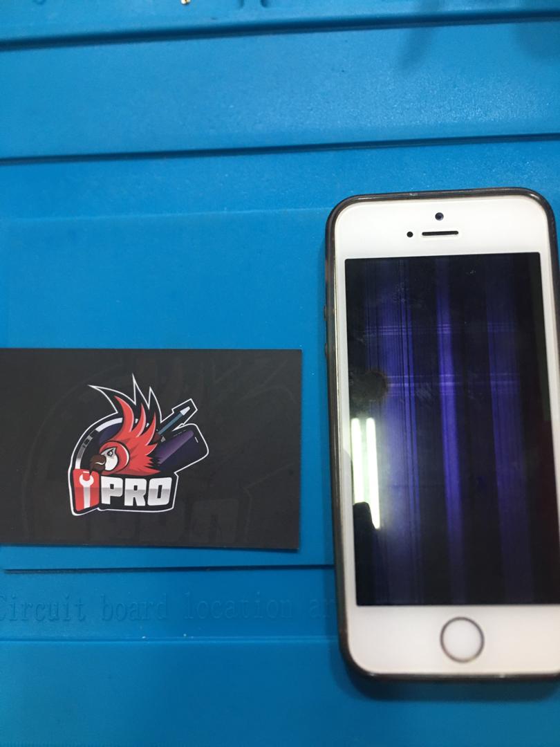 iPhone 5S LCD Screen Replacement at iPro KL