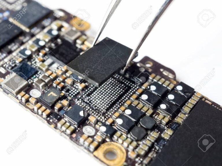 iPhone Motherboard Specialist KL