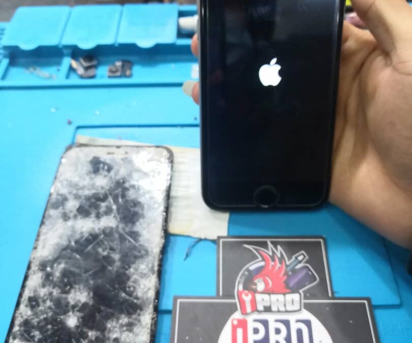 iPhone 6 Screen Replacement In iPro Ampang
