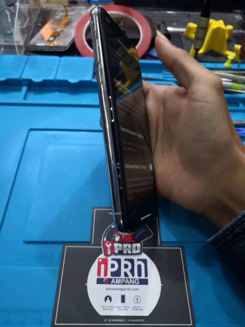 iPhone X Battery Replacement at iPro KL