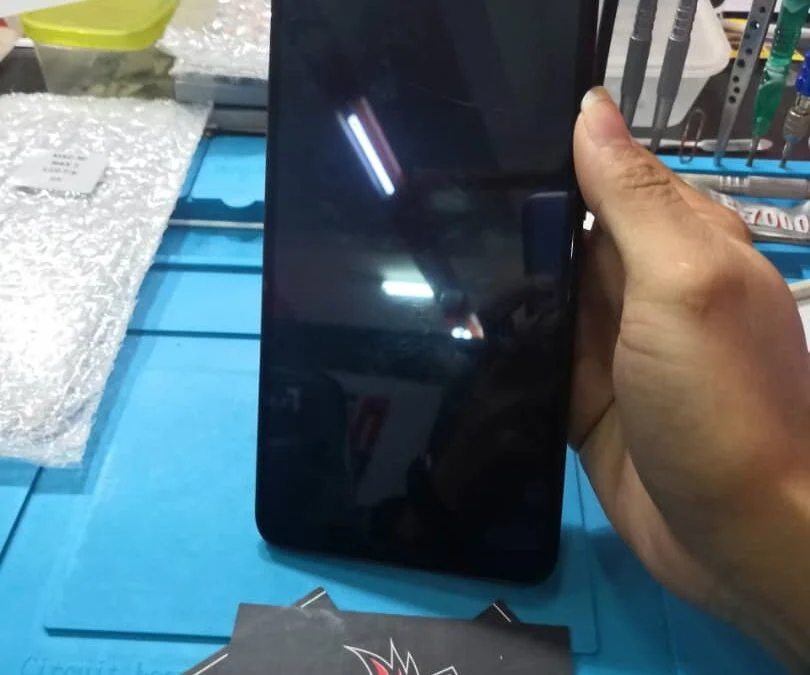 Xiaomi Mi Max 3 LCD Screen Replacement at iPro KL