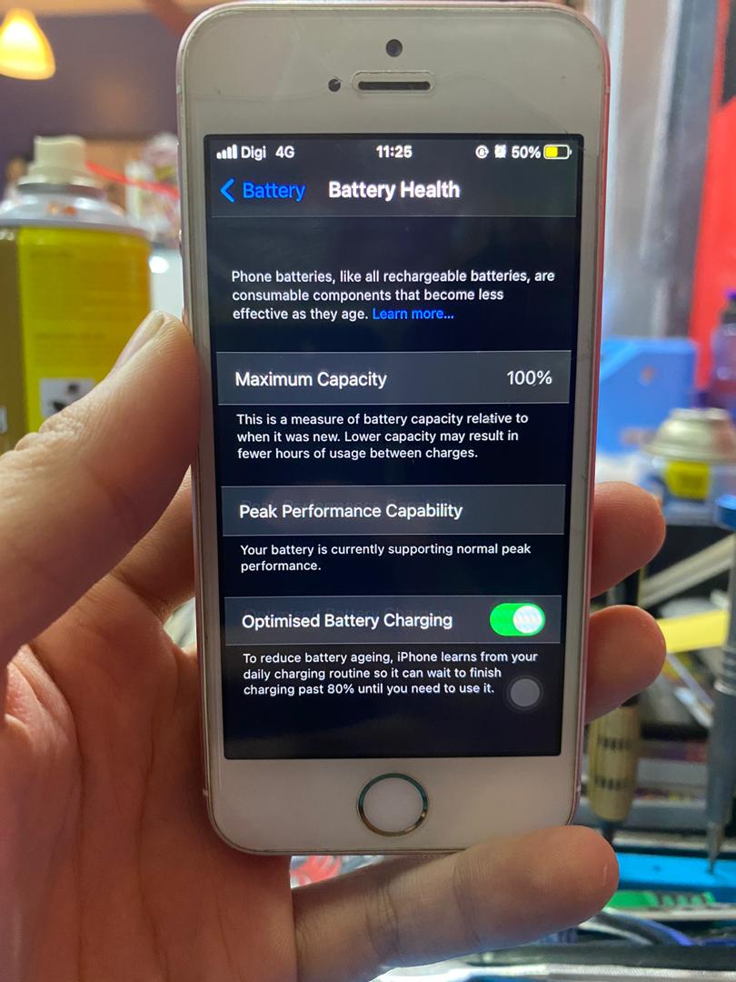 iPhone Se Battery Repair In iPro Ampang