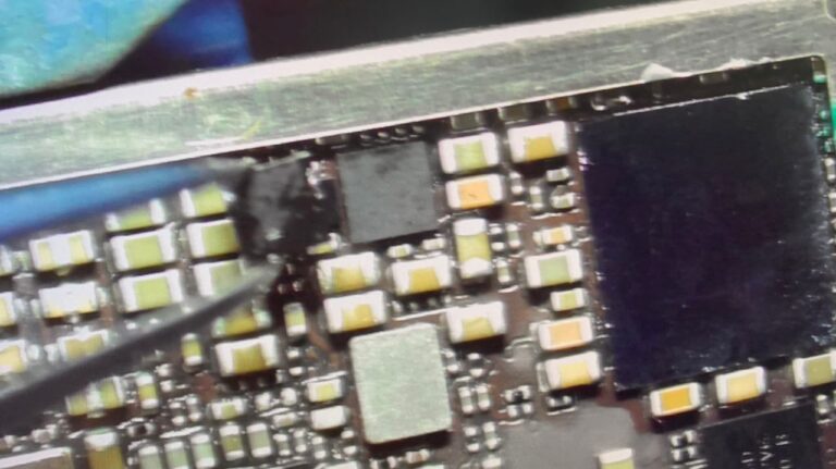 Repair Motherboard iPhone 7 Plus Cannot On