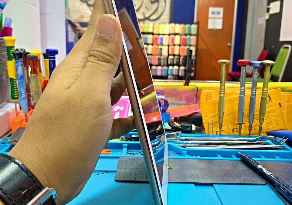 Repair iPad Air 2 Battery Bloated In Kuala Lumpur