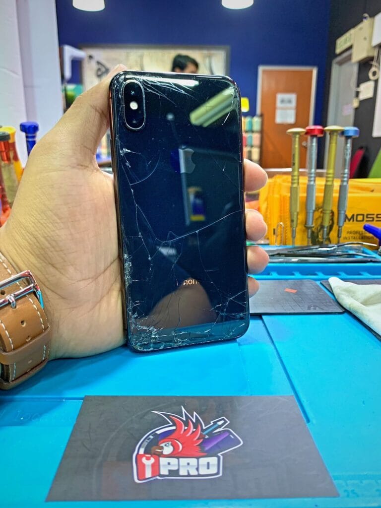 Repair iPhone X Backglass Crack In KL