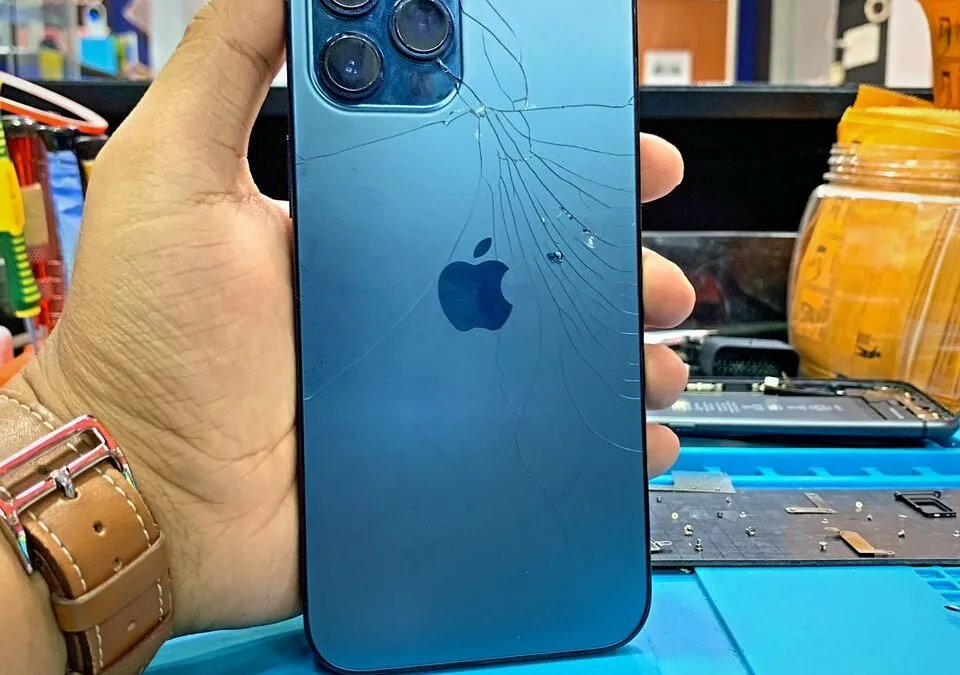 Repair iPhone 12 Pro Max Backglass Crack In KL - iPRO Ampang KL