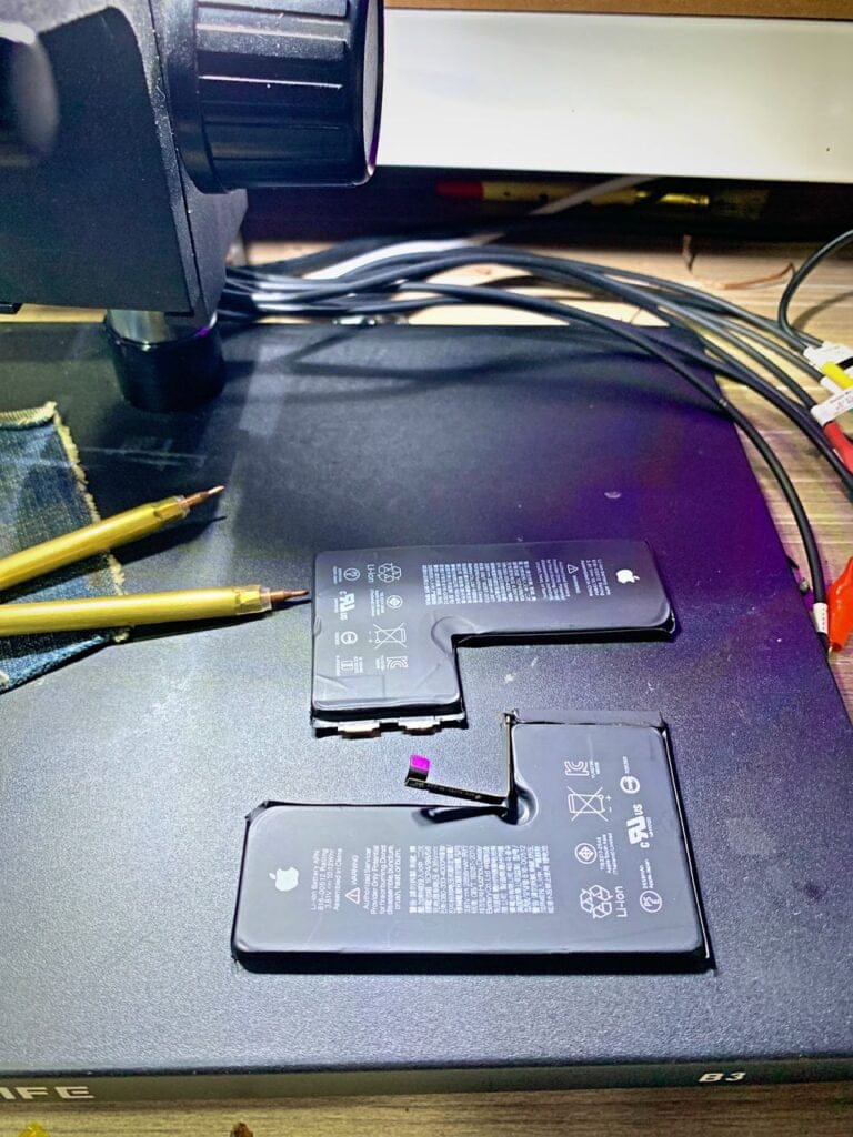 Repair iPhone Xs Battery In KL