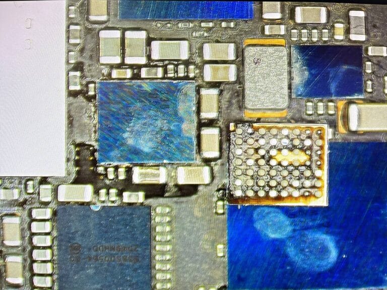 Repair iPhone 12 Pro Max Motherboard In Ampang