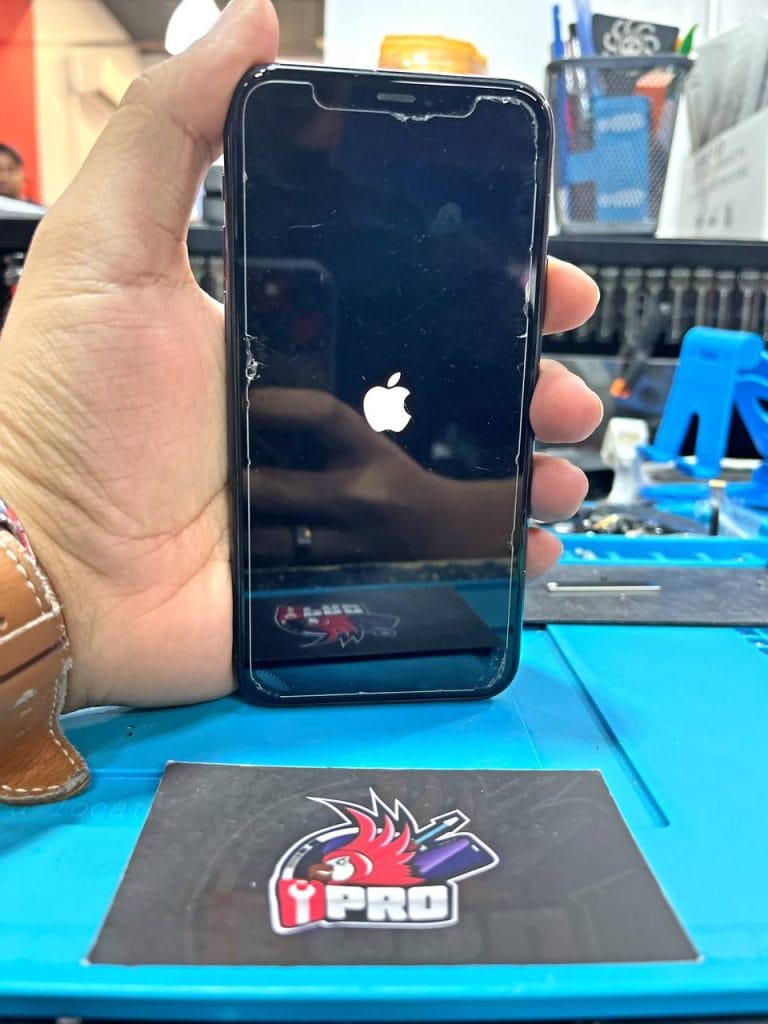 Repair iPhone 11 Pro Stuck Apple Logo In KL
