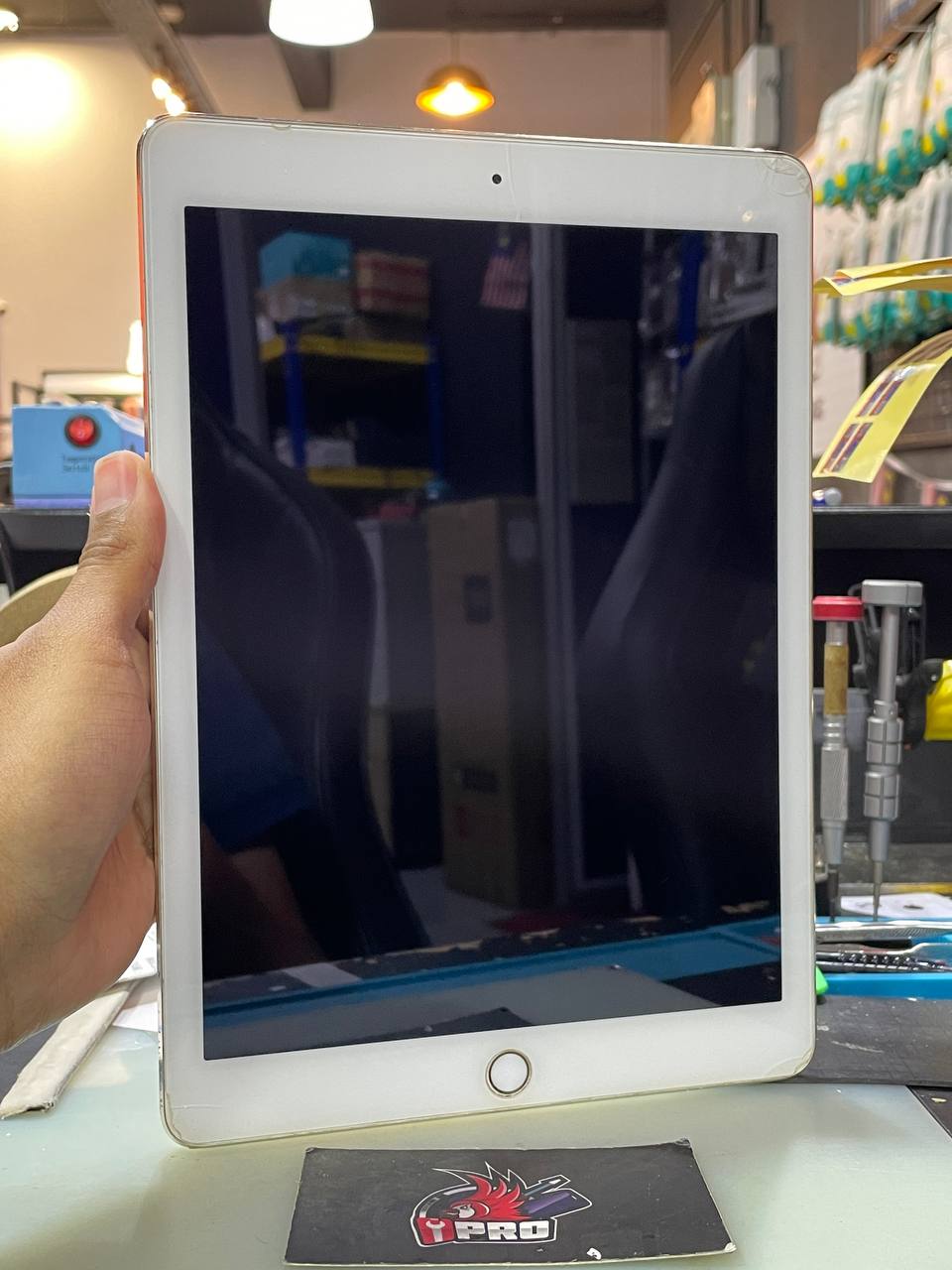 Repair iPad Cannot On (Battery Issue) In KL