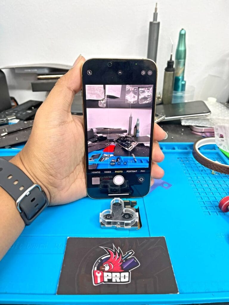 The camera lenses are working fine after iPhone camera repair