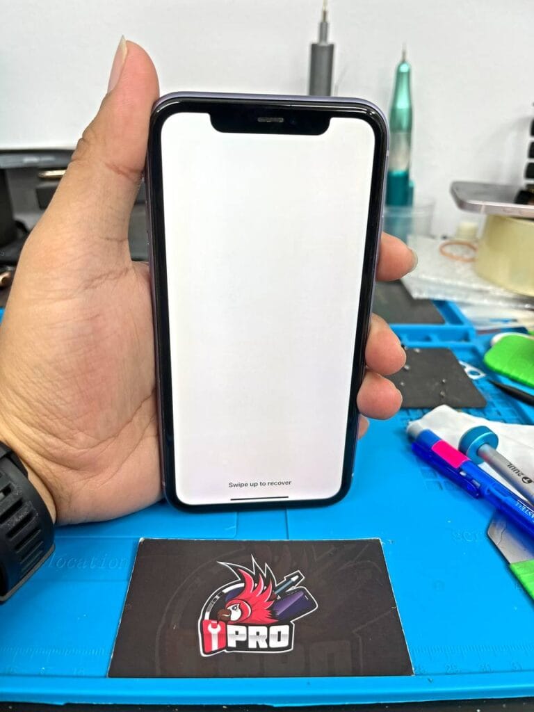before repair iphone stuck recover