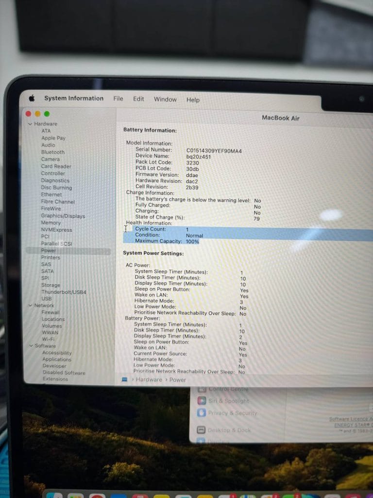 The new battery cycle count is 1 and maximum capacity is 100%