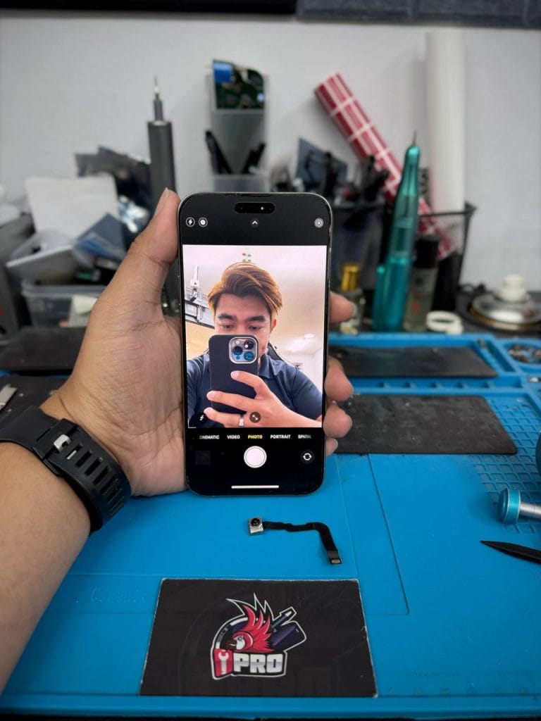  After iPhone camera repair, camera is working 