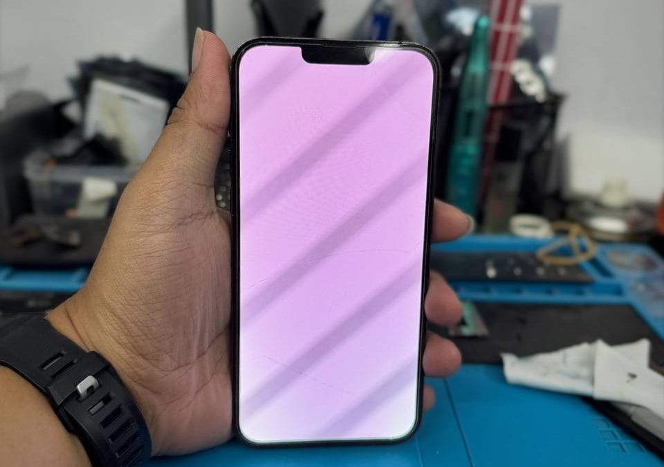 Change iPhone OLED Screen in 30 minutes
