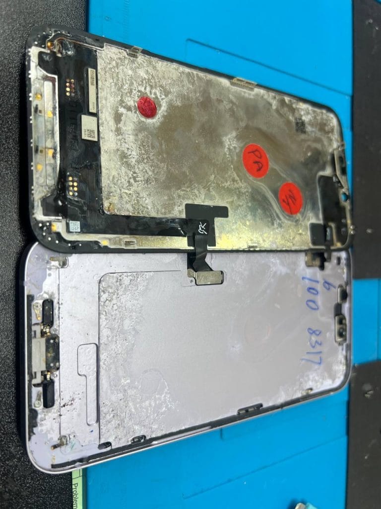 iPhone internal parts are damaged by water