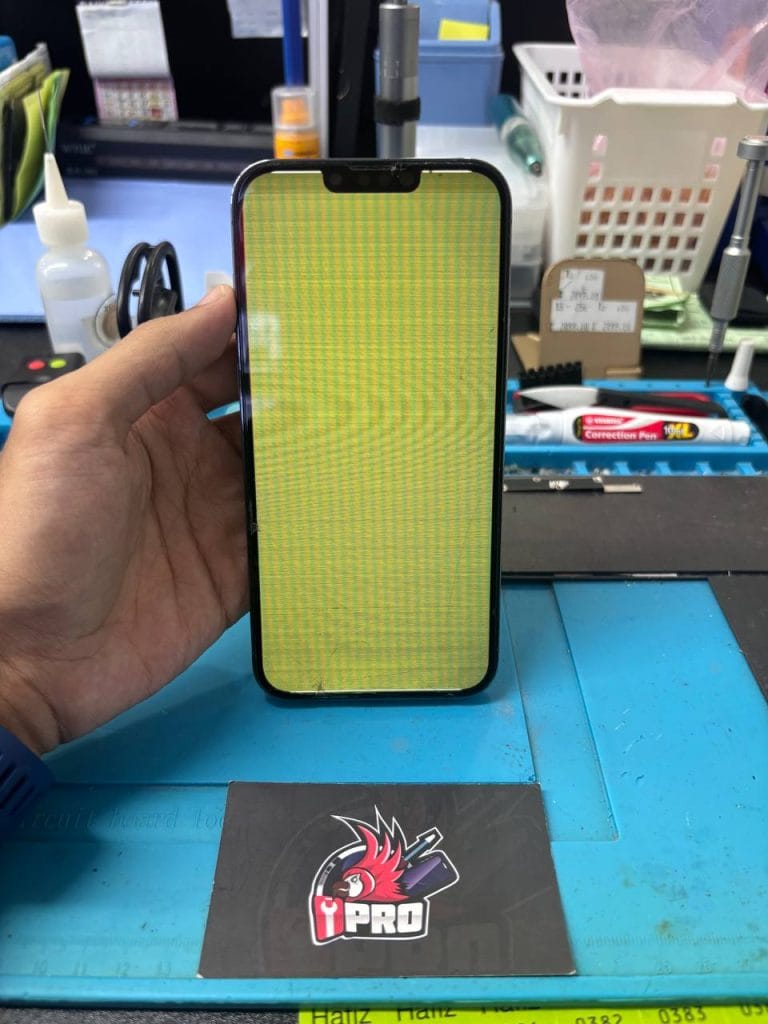 Before iPhone green screen repair 