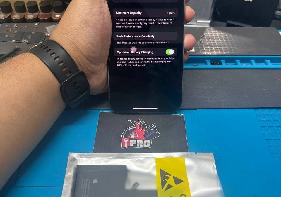 Change iPhone Battery in KL