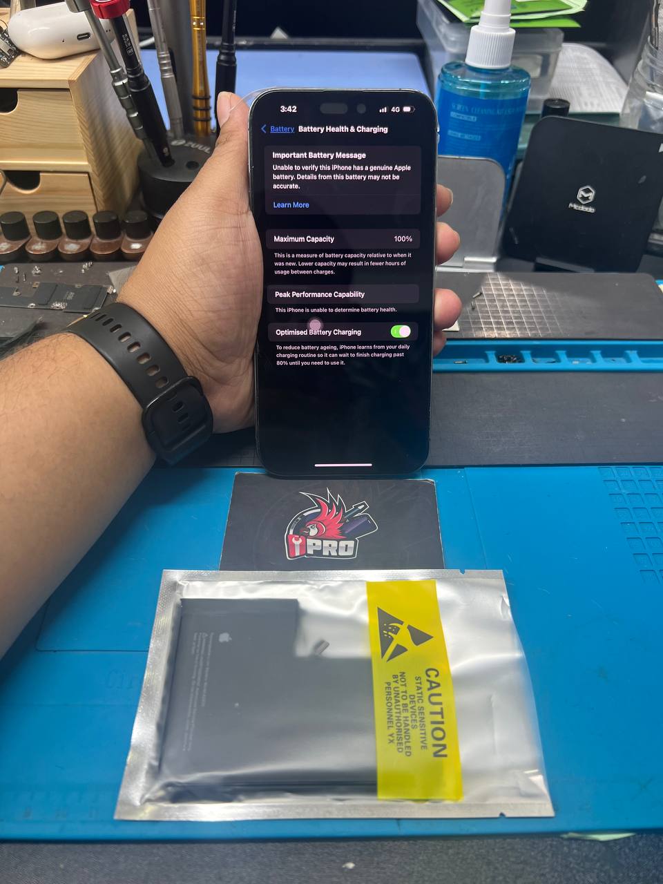 Change iPhone Battery in KL