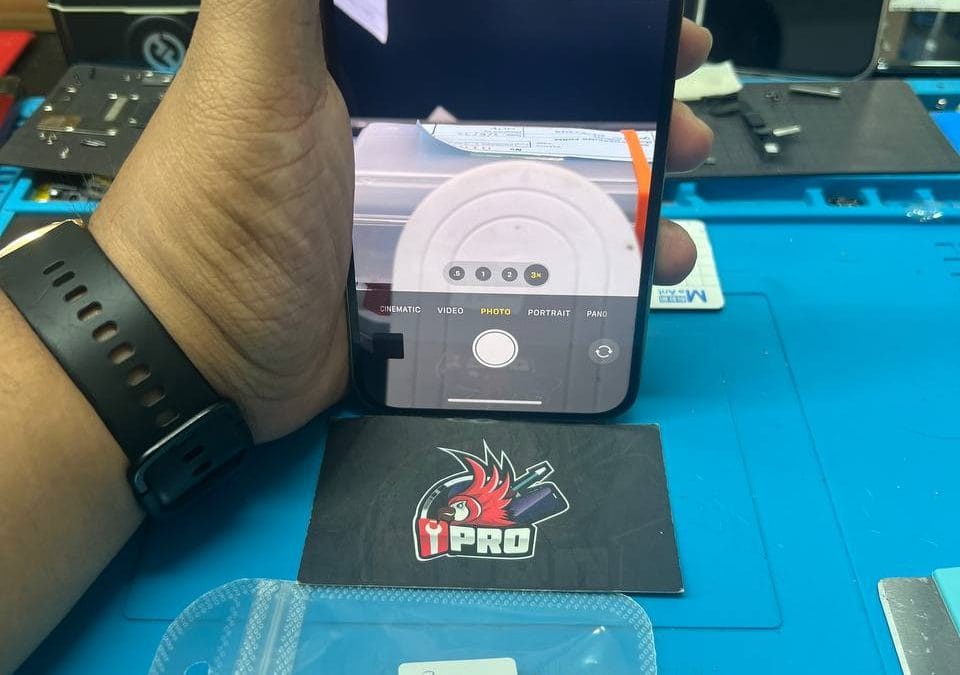 Change iPhone 14 Pro Max camera in KL