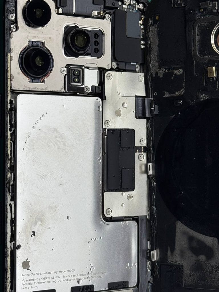 Process repair water damage iPhone 