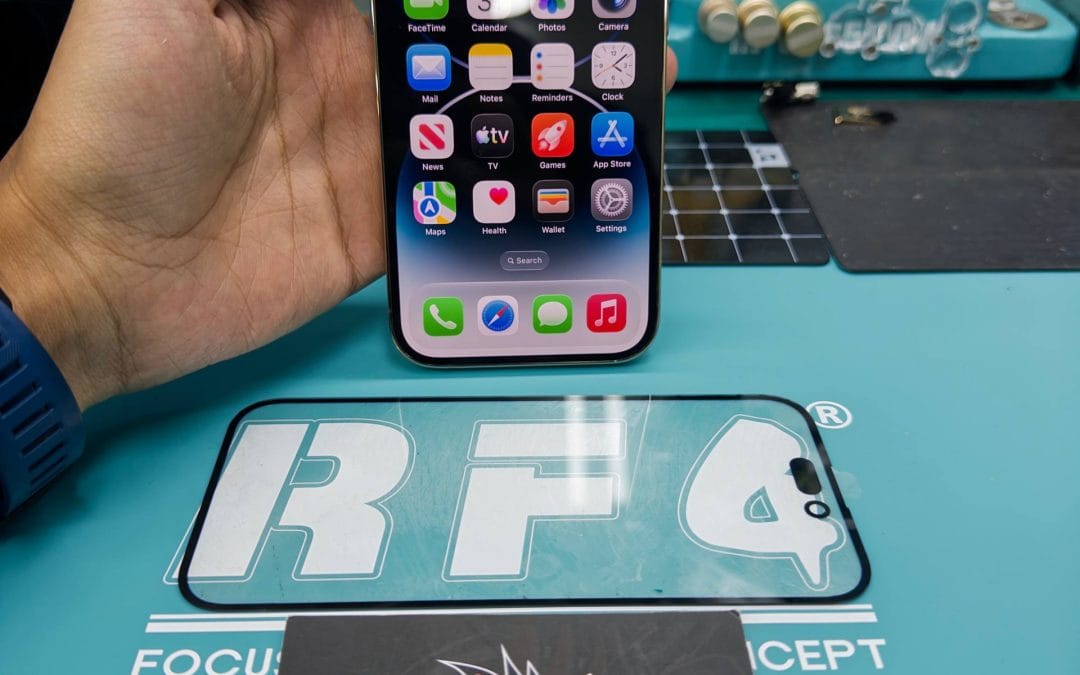 iPhone screen glass repair in Kl 